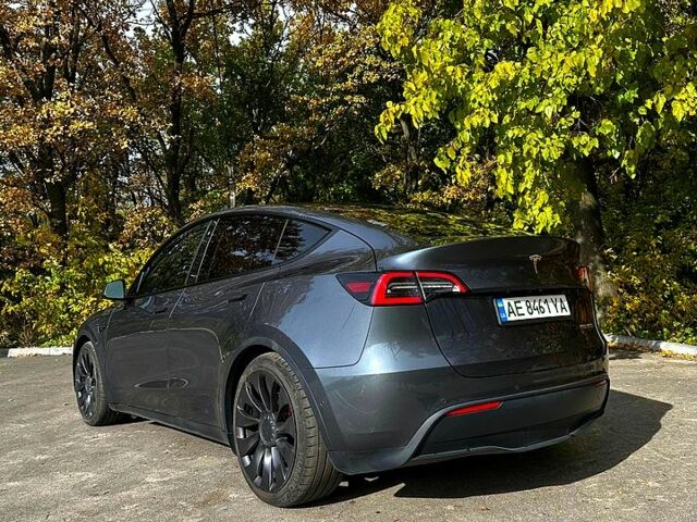 Тесла Model Y 2021 в Каменское - Днепродзержинск на Automoto.ua Серый Тесла Model Y, объемом двигателя 0 л и пробегом 62 тыс. км за 29000 $, фото 6 на Automoto.ua