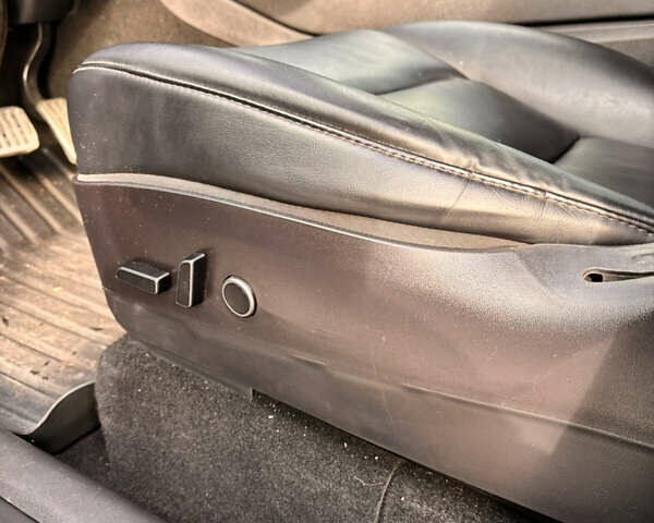 Тесла Model Y 2021 в Львове на Automoto.ua Серый Тесла Model Y, объемом двигателя 0 л и пробегом 135 тыс. км за 19300 $, фото 26 на Automoto.ua