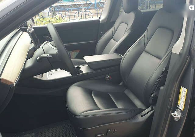 Сірий Тесла Model Y, об'ємом двигуна 0 л та пробігом 84 тис. км за 27900 $, фото 11 на Automoto.ua