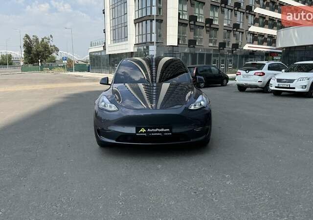 Сірий Тесла Model Y, об'ємом двигуна 0 л та пробігом 26 тис. км за 27300 $, фото 1 на Automoto.ua