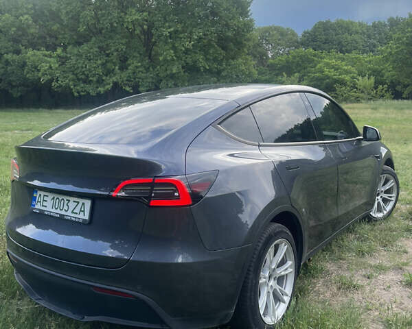 Серый Тесла Model Y, объемом двигателя 0 л и пробегом 75 тыс. км за 24500 $, фото 5 на Automoto.ua