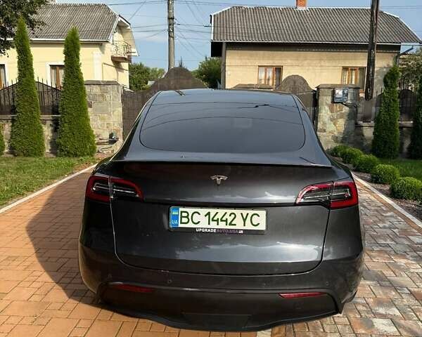 Серый Тесла Model Y, объемом двигателя 0 л и пробегом 100 тыс. км за 25500 $, фото 5 на Automoto.ua