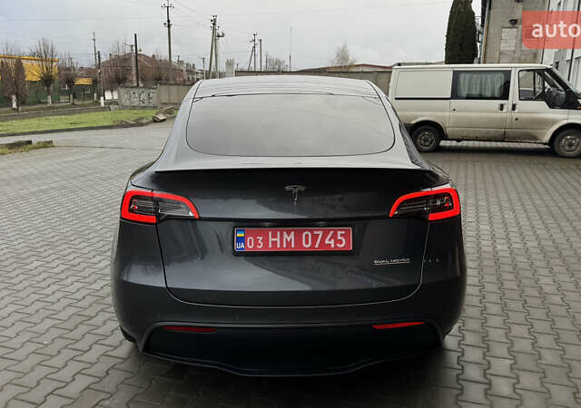 Серый Тесла Model Y, объемом двигателя 0 л и пробегом 138 тыс. км за 20200 $, фото 13 на Automoto.ua