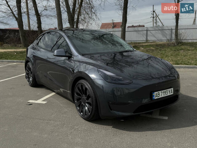 Серый Тесла Model Y, объемом двигателя 0 л и пробегом 96 тыс. км за 27500 $, фото 38 на Automoto.ua