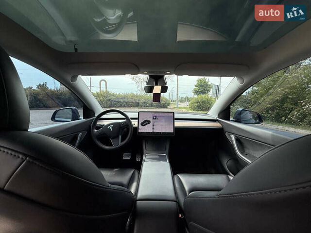 Серый Тесла Model Y, объемом двигателя 0 л и пробегом 91 тыс. км за 26500 $, фото 37 на Automoto.ua