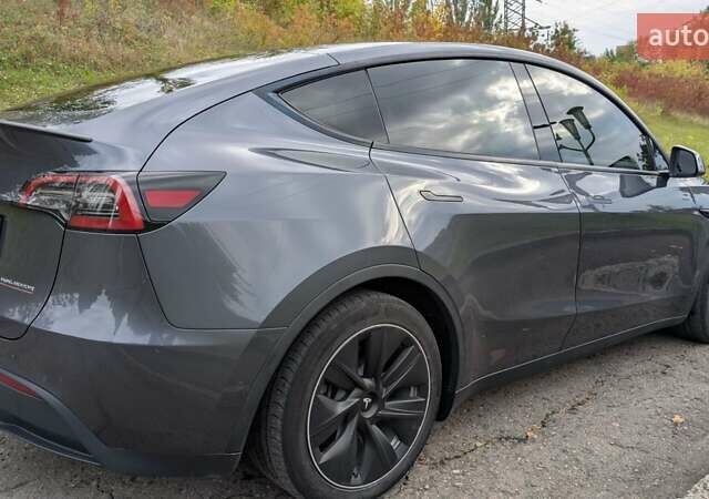 Сірий Тесла Model Y, об'ємом двигуна 0 л та пробігом 152 тис. км за 21000 $, фото 8 на Automoto.ua