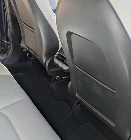 Сірий Тесла Model Y, об'ємом двигуна 0 л та пробігом 152 тис. км за 21000 $, фото 43 на Automoto.ua