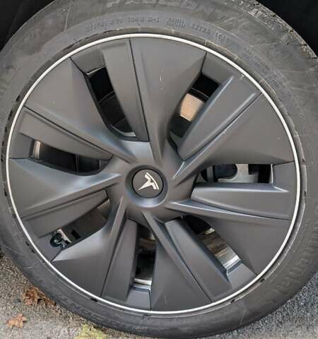 Сірий Тесла Model Y, об'ємом двигуна 0 л та пробігом 152 тис. км за 21000 $, фото 41 на Automoto.ua