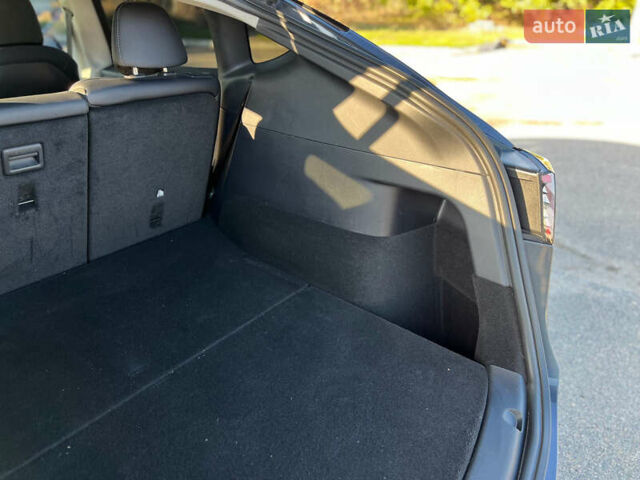 Серый Тесла Model Y, объемом двигателя 0 л и пробегом 32 тыс. км за 29500 $, фото 13 на Automoto.ua