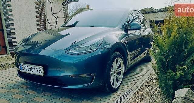 Серый Тесла Model Y, объемом двигателя 0 л и пробегом 172 тыс. км за 22699 $, фото 1 на Automoto.ua