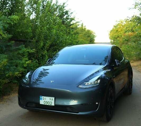 Серый Тесла Model Y, объемом двигателя 0 л и пробегом 85 тыс. км за 25000 $, фото 16 на Automoto.ua