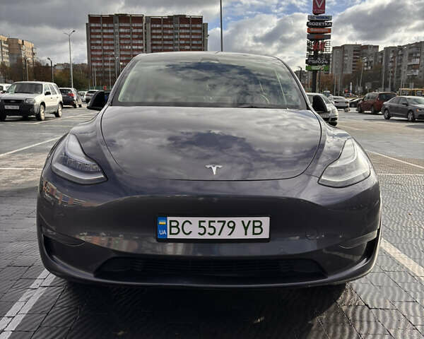 Тесла Model Y 2021 в Львове на Automoto.ua Серый Тесла Model Y, объемом двигателя 0 л и пробегом 135 тыс. км за 19300 $, фото 1 на Automoto.ua