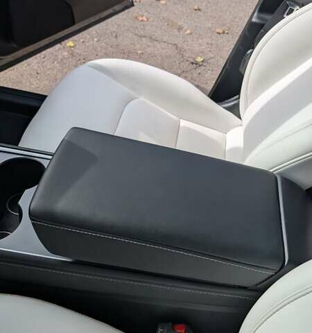 Сірий Тесла Model Y, об'ємом двигуна 0 л та пробігом 152 тис. км за 21000 $, фото 38 на Automoto.ua