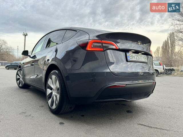 Серый Тесла Model Y, объемом двигателя 0 л и пробегом 33 тыс. км за 23999 $, фото 77 на Automoto.ua