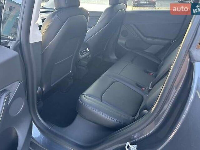 Сірий Тесла Model Y, об'ємом двигуна 0 л та пробігом 69 тис. км за 21900 $, фото 14 на Automoto.ua