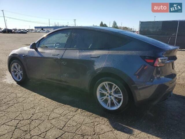 Серый Тесла Model Y, объемом двигателя 0 л и пробегом 173 тыс. км за 9100 $, фото 2 на Automoto.ua
