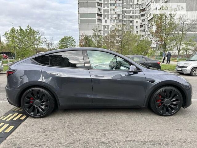 Серый Тесла Model Y, объемом двигателя 0 л и пробегом 100 тыс. км за 25000 $, фото 5 на Automoto.ua