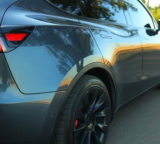 Серый Тесла Model Y, объемом двигателя 0 л и пробегом 85 тыс. км за 25000 $, фото 22 на Automoto.ua
