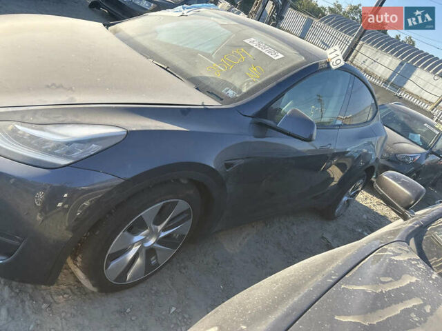 Серый Тесла Model Y, объемом двигателя 0 л и пробегом 81 тыс. км за 17500 $, фото 14 на Automoto.ua
