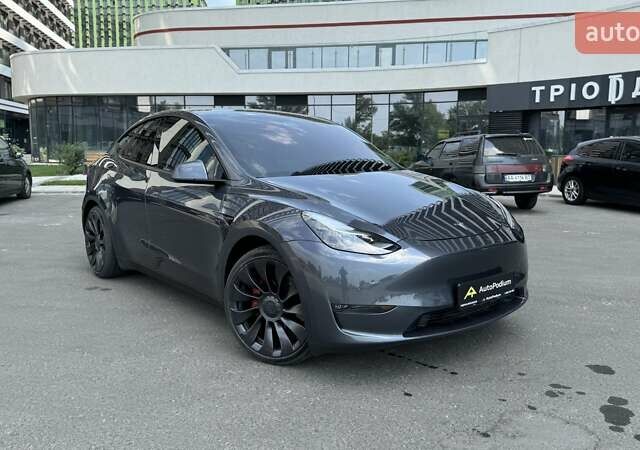 Сірий Тесла Model Y, об'ємом двигуна 0 л та пробігом 26 тис. км за 27300 $, фото 10 на Automoto.ua