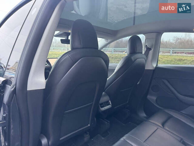 Серый Тесла Model Y, объемом двигателя 0 л и пробегом 107 тыс. км за 23999 $, фото 48 на Automoto.ua