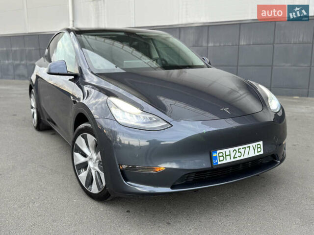 Серый Тесла Model Y, объемом двигателя 0 л и пробегом 33 тыс. км за 23999 $, фото 73 на Automoto.ua