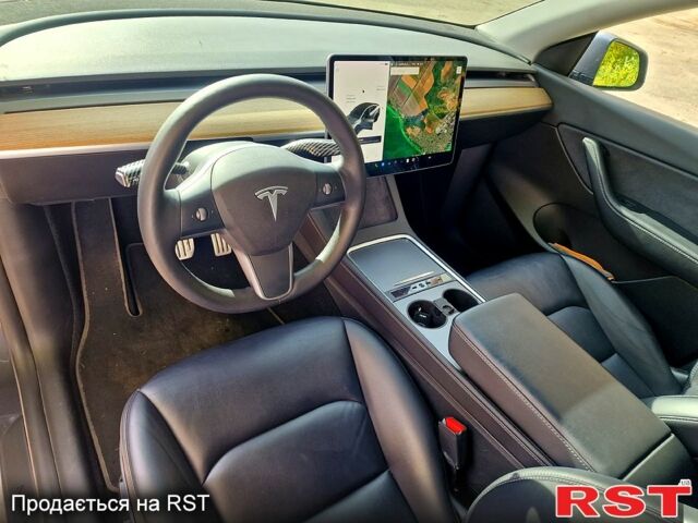 Тесла Model Y 2021 в Каменское - Днепродзержинск на Automoto.ua Серый Тесла Model Y, объемом двигателя 0 л и пробегом 62 тыс. км за 29000 $, фото 10 на Automoto.ua