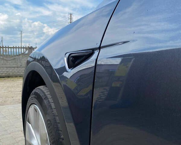 Серый Тесла Model Y, объемом двигателя 0 л и пробегом 58 тыс. км за 35500 $, фото 15 на Automoto.ua