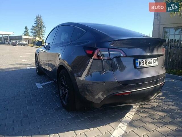 Серый Тесла Model Y, объемом двигателя 0 л и пробегом 29 тыс. км за 27500 $, фото 6 на Automoto.ua