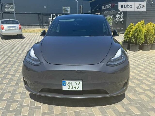 Серый Тесла Model Y, объемом двигателя 0 л и пробегом 26 тыс. км за 34999 $, фото 5 на Automoto.ua