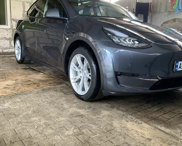 Серый Тесла Model Y, объемом двигателя 0 л и пробегом 90 тыс. км за 22000 $, фото 15 на Automoto.ua