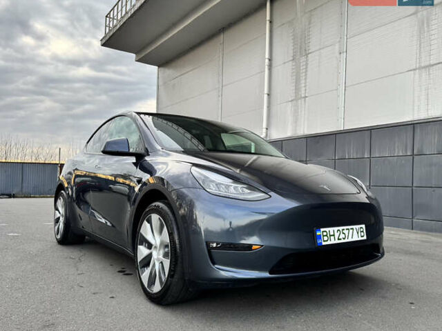 Серый Тесла Model Y, объемом двигателя 0 л и пробегом 38 тыс. км за 28900 $, фото 59 на Automoto.ua
