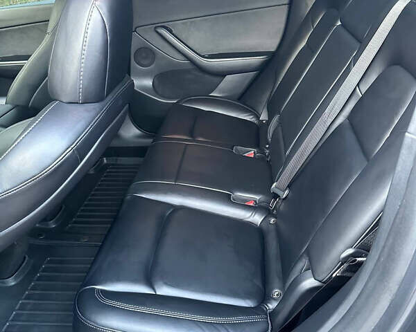 Сірий Тесла Model Y, об'ємом двигуна 0 л та пробігом 57 тис. км за 25700 $, фото 13 на Automoto.ua