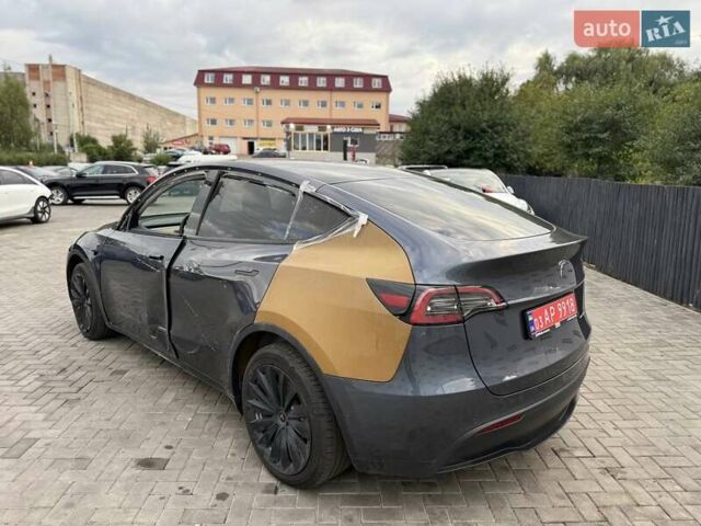 Серый Тесла Model Y, объемом двигателя 0 л и пробегом 102 тыс. км за 18200 $, фото 4 на Automoto.ua