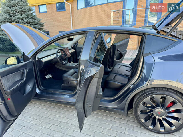 Серый Тесла Model Y, объемом двигателя 0 л и пробегом 107 тыс. км за 29800 $, фото 24 на Automoto.ua