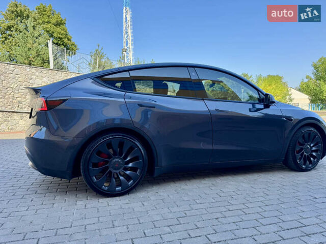 Серый Тесла Model Y, объемом двигателя 0 л и пробегом 107 тыс. км за 29800 $, фото 15 на Automoto.ua