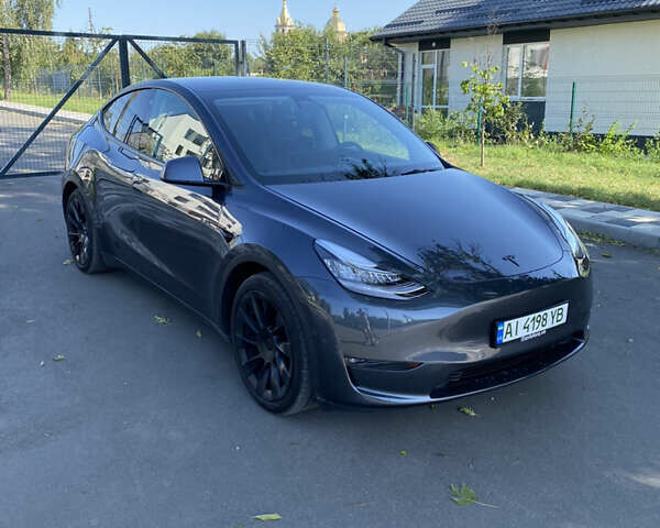 Серый Тесла Model Y, объемом двигателя 0 л и пробегом 73 тыс. км за 25000 $, фото 2 на Automoto.ua