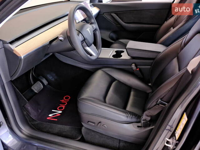 Серый Тесла Model Y, объемом двигателя 0 л и пробегом 125 тыс. км за 22500 $, фото 34 на Automoto.ua