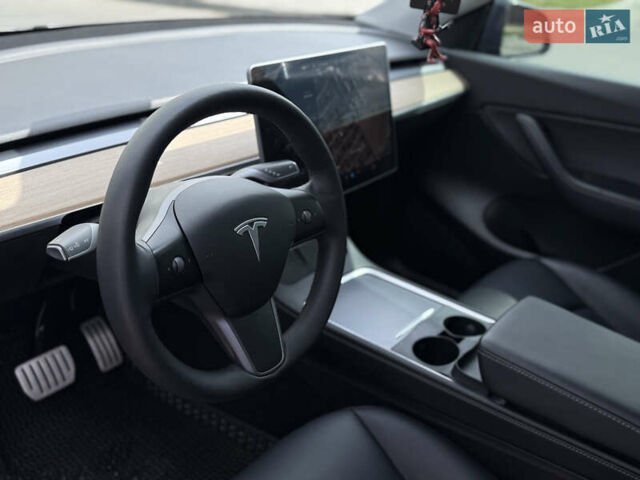 Сірий Тесла Model Y, об'ємом двигуна 0 л та пробігом 96 тис. км за 27500 $, фото 42 на Automoto.ua