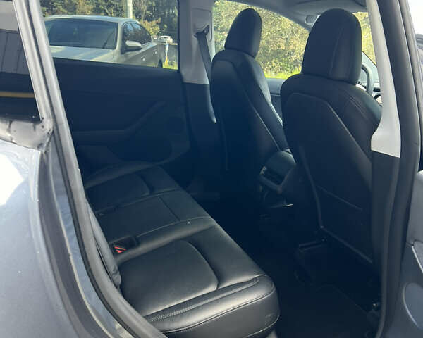 Серый Тесла Model Y, объемом двигателя 0 л и пробегом 57 тыс. км за 23300 $, фото 10 на Automoto.ua