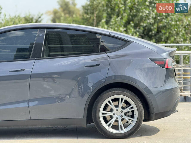 Тесла Model Y 2022 в Киеве на Automoto.ua Серый Тесла Model Y, объемом двигателя 0 л и пробегом 28 тыс. км за 29300 $, фото 14 на Automoto.ua