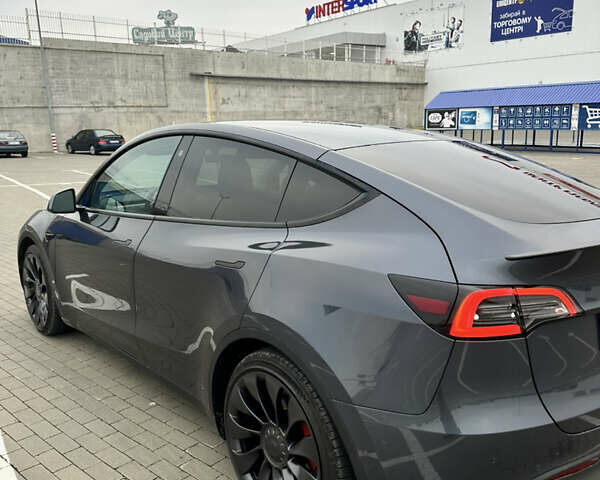 Серый Тесла Model Y, объемом двигателя 0 л и пробегом 58 тыс. км за 28500 $, фото 21 на Automoto.ua