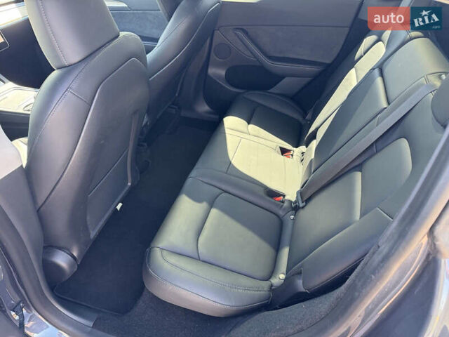 Сірий Тесла Model Y, об'ємом двигуна 0 л та пробігом 83 тис. км за 23800 $, фото 31 на Automoto.ua