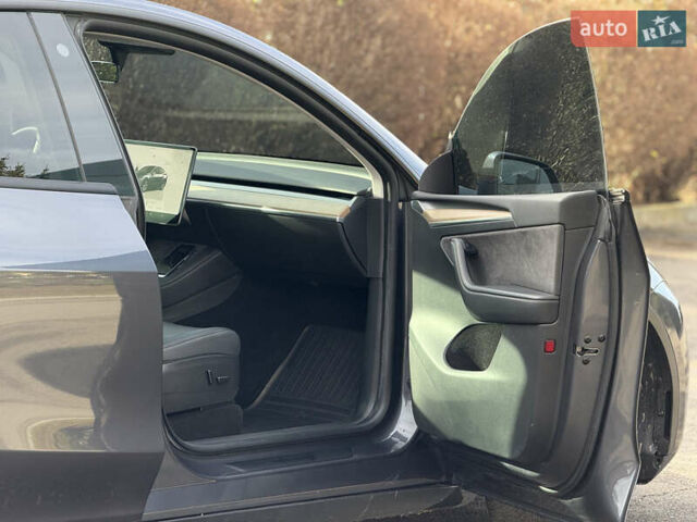 Сірий Тесла Model Y, об'ємом двигуна 0 л та пробігом 67 тис. км за 25000 $, фото 38 на Automoto.ua