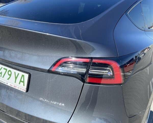 Серый Тесла Model Y, объемом двигателя 0 л и пробегом 32 тыс. км за 27500 $, фото 34 на Automoto.ua