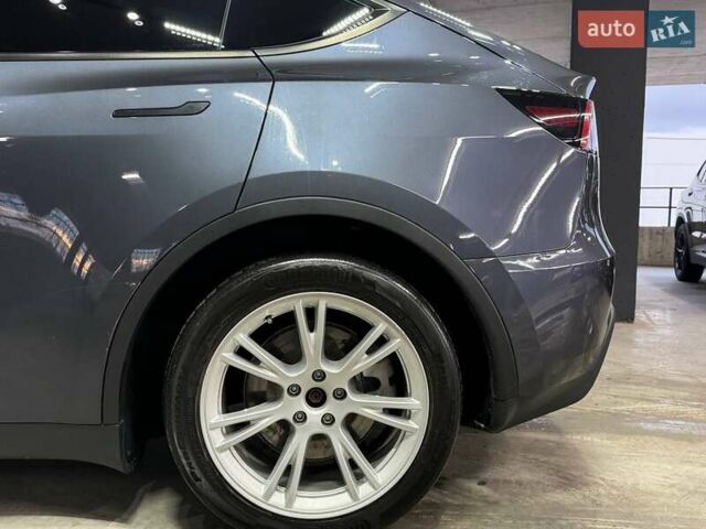Серый Тесла Model Y, объемом двигателя 0 л и пробегом 53 тыс. км за 33000 $, фото 12 на Automoto.ua