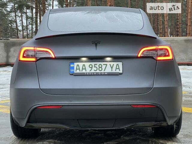 Серый Тесла Model Y, объемом двигателя 0 л и пробегом 19 тыс. км за 29999 $, фото 14 на Automoto.ua