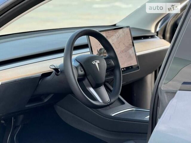 Сірий Тесла Model Y, об'ємом двигуна 0 л та пробігом 7 тис. км за 33000 $, фото 10 на Automoto.ua