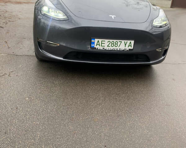 Серый Тесла Model Y, объемом двигателя 0 л и пробегом 10 тыс. км за 55000 $, фото 3 на Automoto.ua