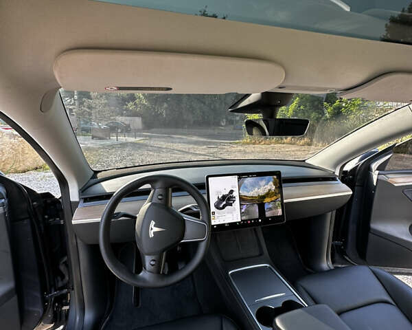 Серый Тесла Model Y, объемом двигателя 0 л и пробегом 41 тыс. км за 30000 $, фото 31 на Automoto.ua